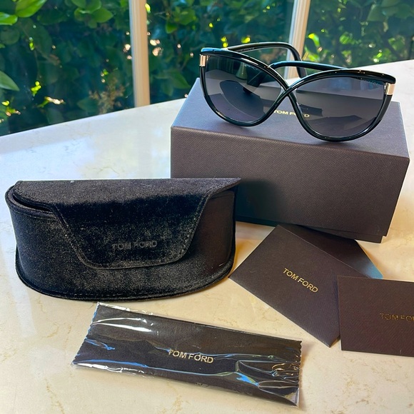 TOM FORD SUNGLASSES - Picture 2 of 10